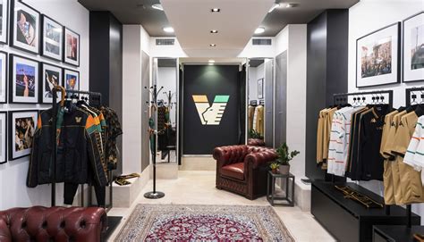 Venezia FC Open Flagship Store At Rialto Bridge .